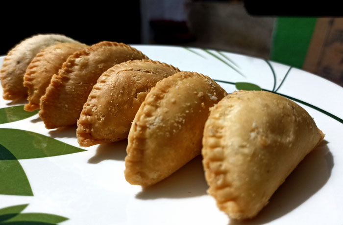 Gujiya